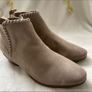 Jack Rogers Brown Suede Bailee Ankle Booties 8.5